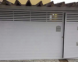 Instalação de janela de madeira Instalação de janela de madeira