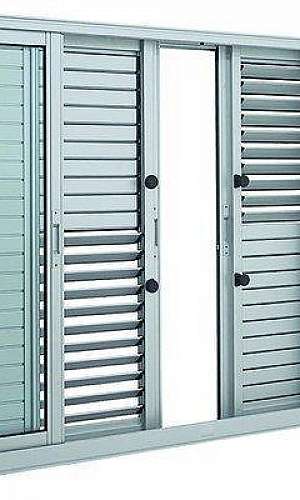 Colocação de janela de alumínio Colocação de janela de alumínio