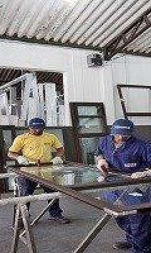 Instalação de esquadrias de alumínio Instalação de esquadrias de alumínio