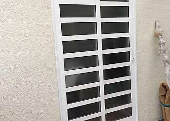 Janela de correr em alumínio Janela de correr em alumínio